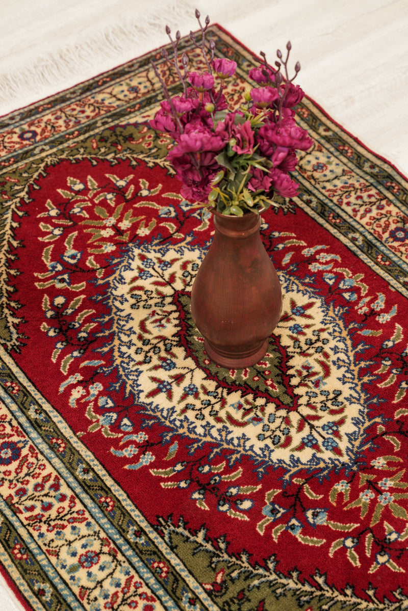 vintage Turkish Kayseri rug 4'5" x 3'
