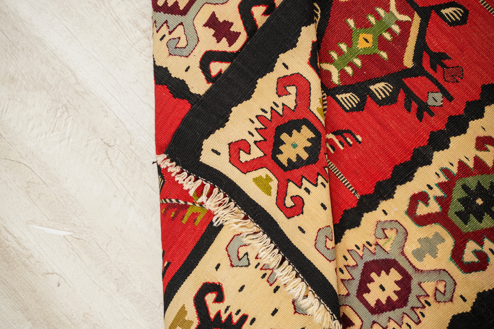 Vintage Turkish Sarkoy Kilim 4'6