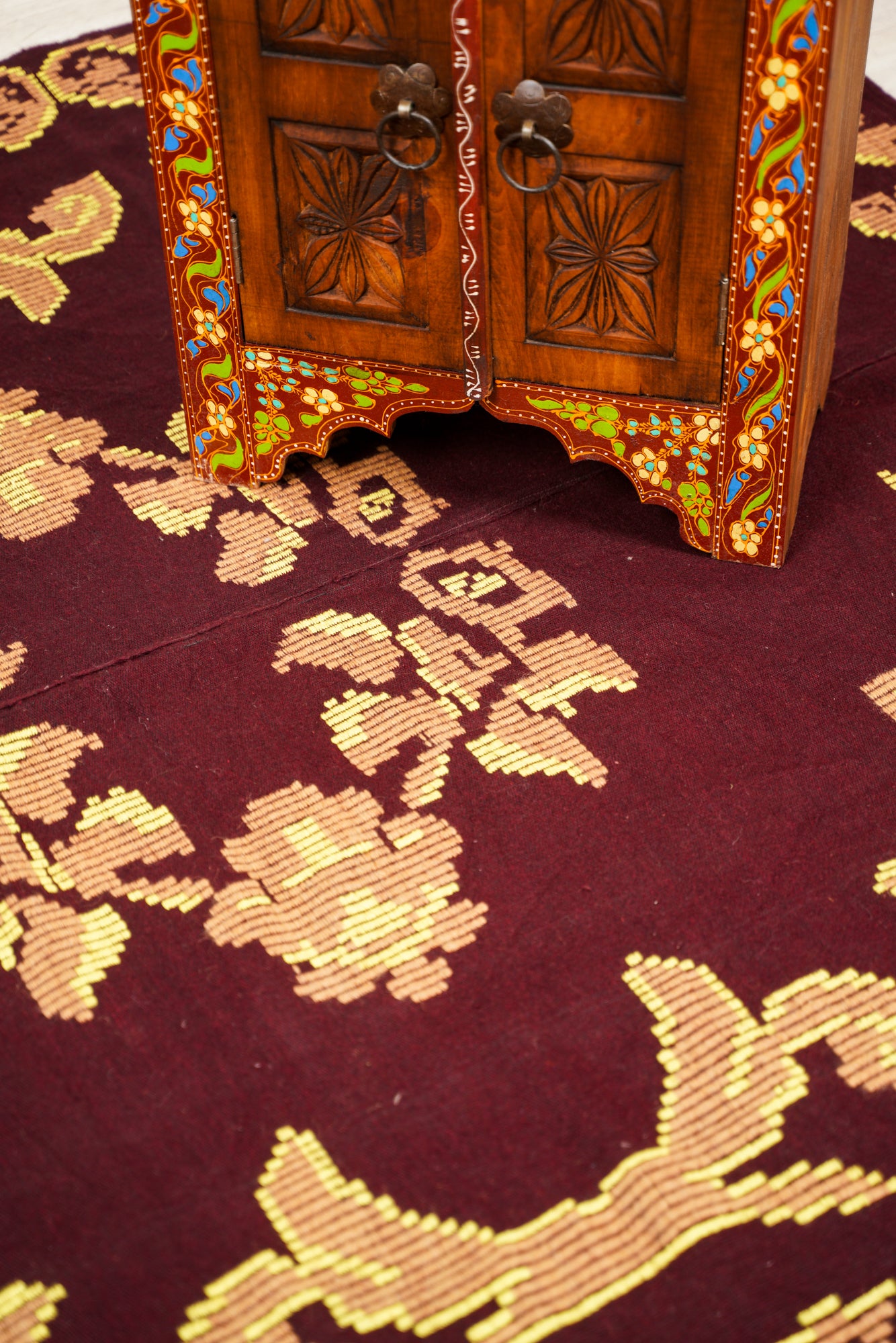 Vintage Romanian Embroidery textile 5'6" x 5'9"
