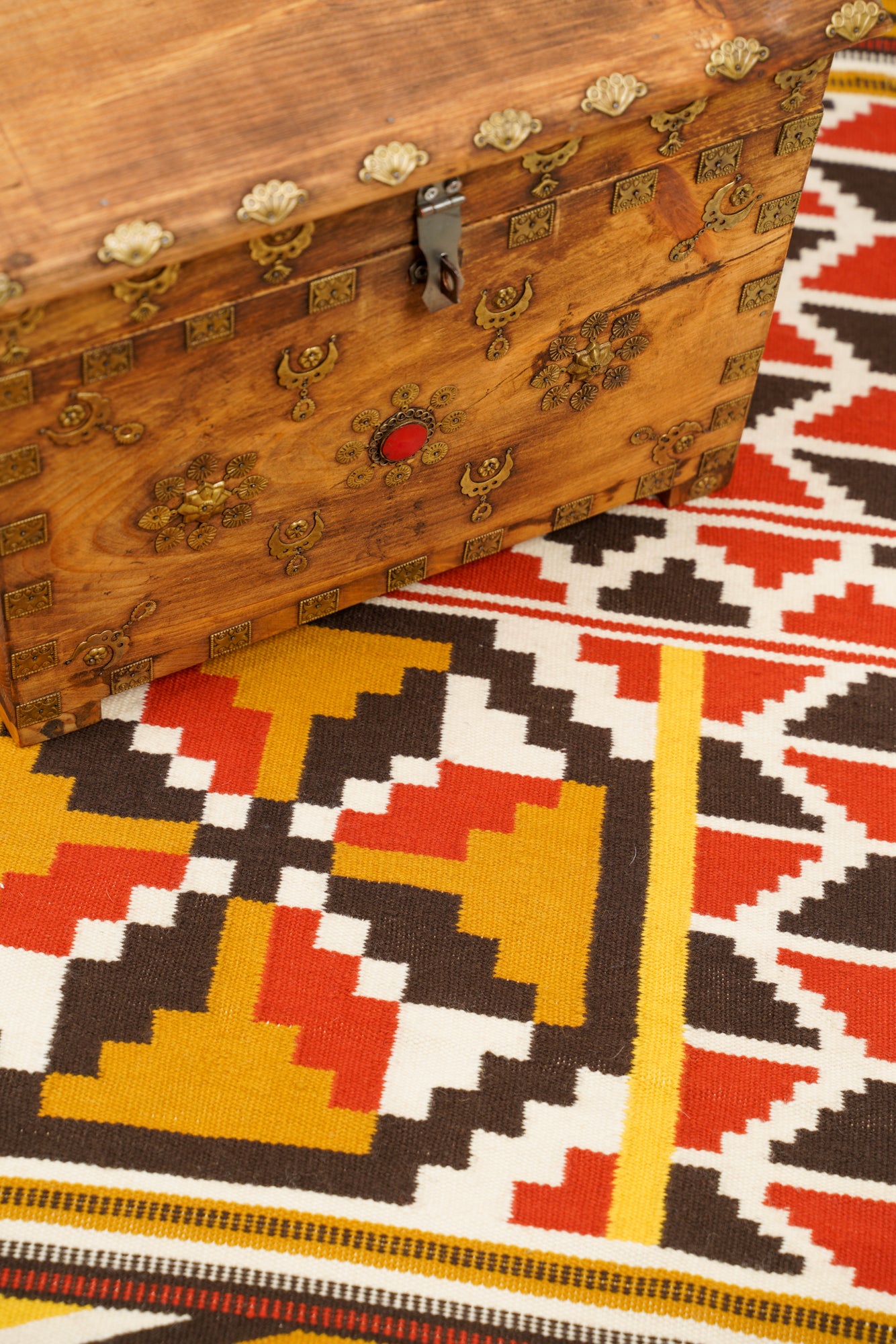 VINTAGE SCANDINAVIAN TEXTILE 5'4" x 2'1"