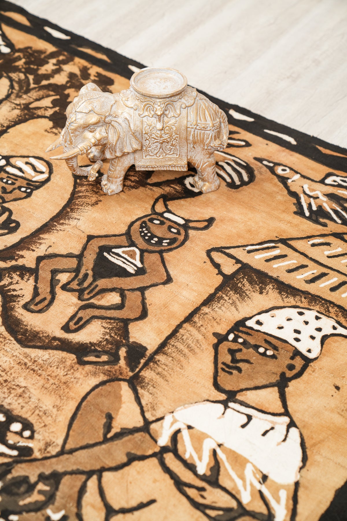 Vintage African Hand Painted Textile 6' x 4'