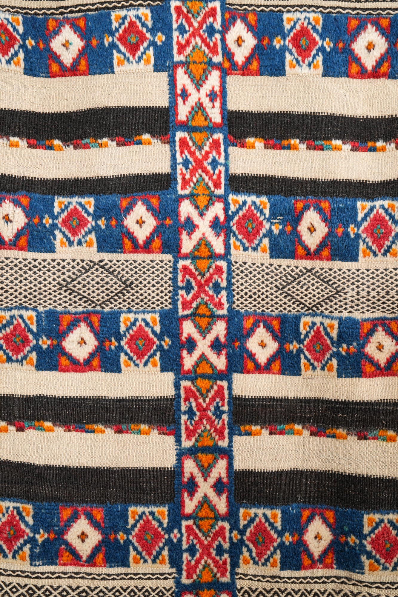 VINTAGE MOROCCAN BERBER RUG 6'6" x 2'10" (Ait Ouaouzguite)