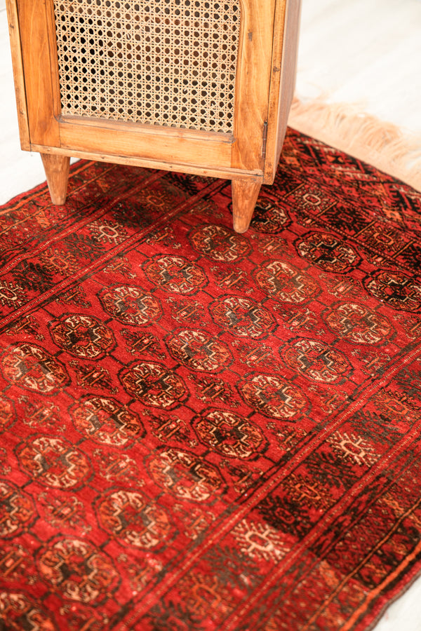 Vintage Turkoman Tekke Rug 4'7" x 3'3"