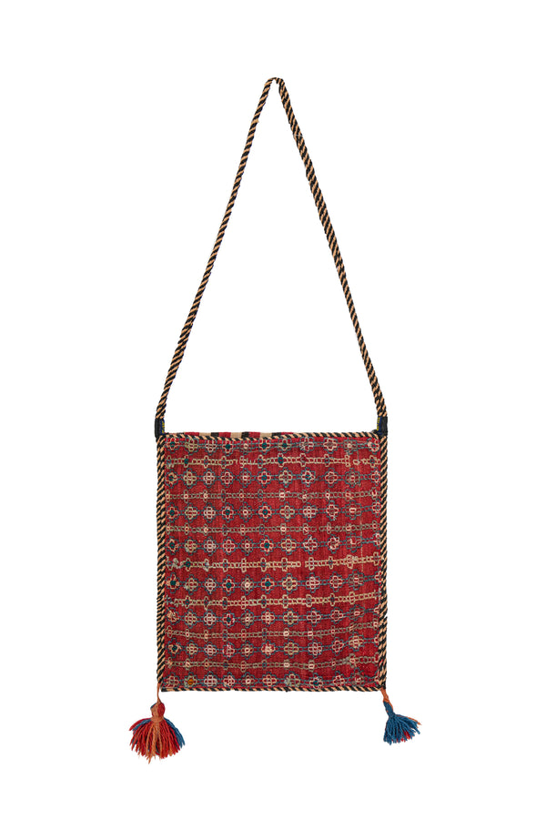 Vintage Turkish Kilim bag 1'3" x 1'2"