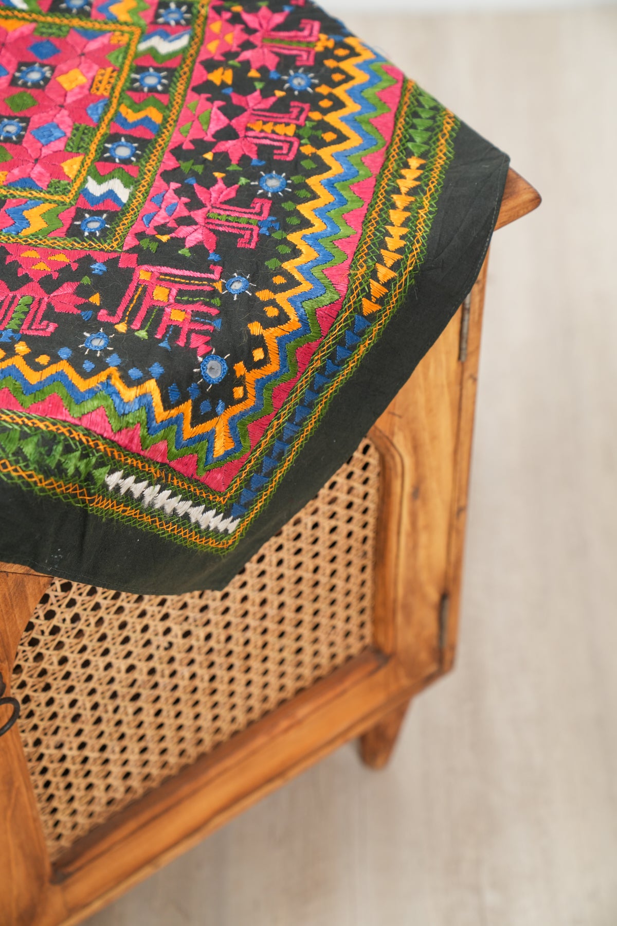 Vintage Indian Phulkari Embroidery 2'2" x 2'2"