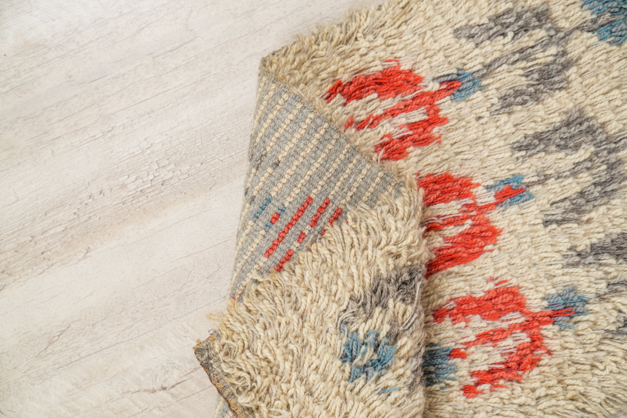 Vintage Scandinavian Rya Rug 2'7" x 1'3"