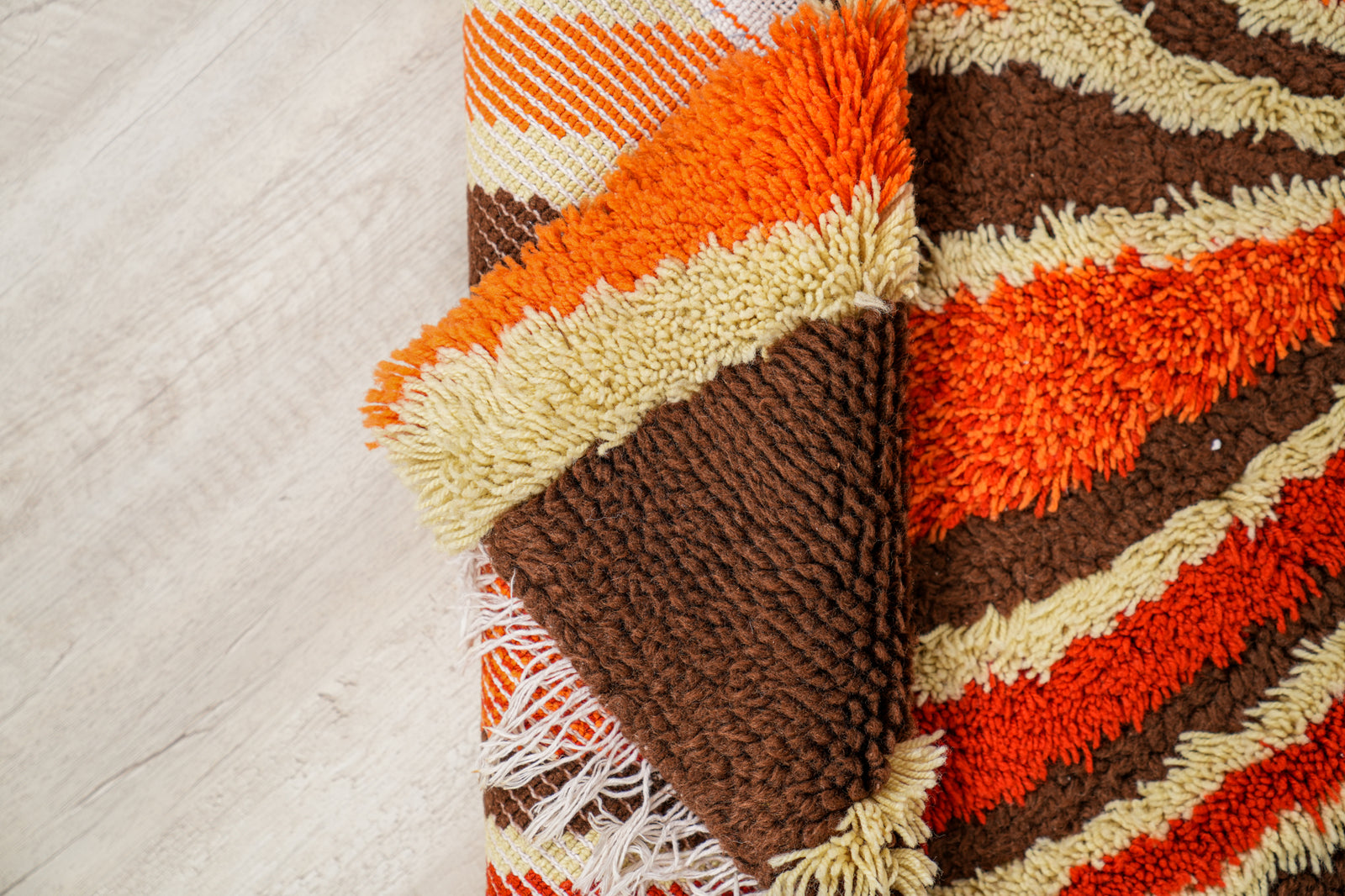 44.5×101 \"Play with snow” ViNTAGE RUG Amazon.com: Unique Loom Solid Shag Collection Area Rug (6' 1