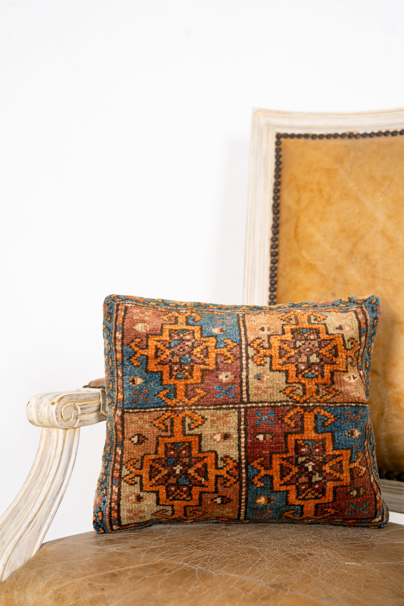 Vintage Rug Cushion Cover 1'7" x 1'3"