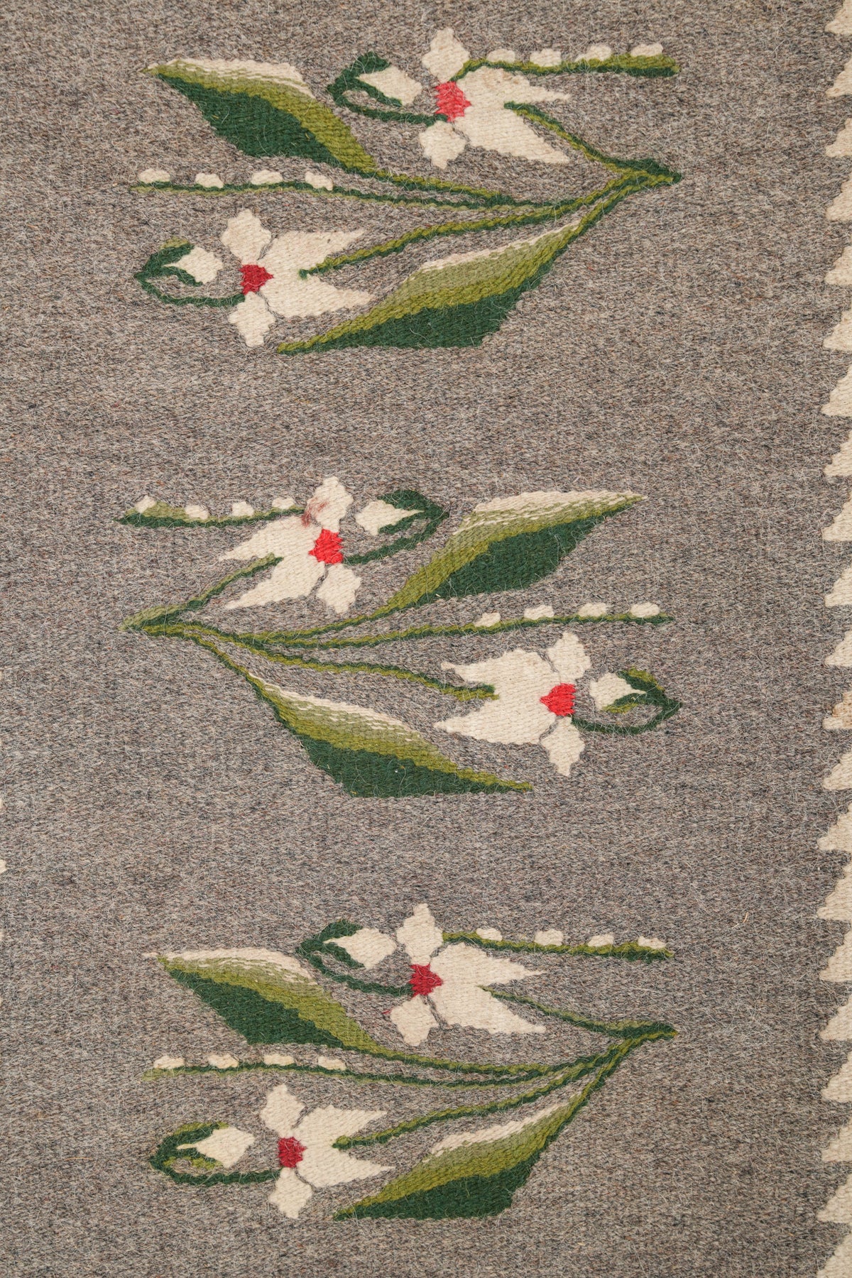 Vintage European Oltenia kilim 3'3" x 1'9"