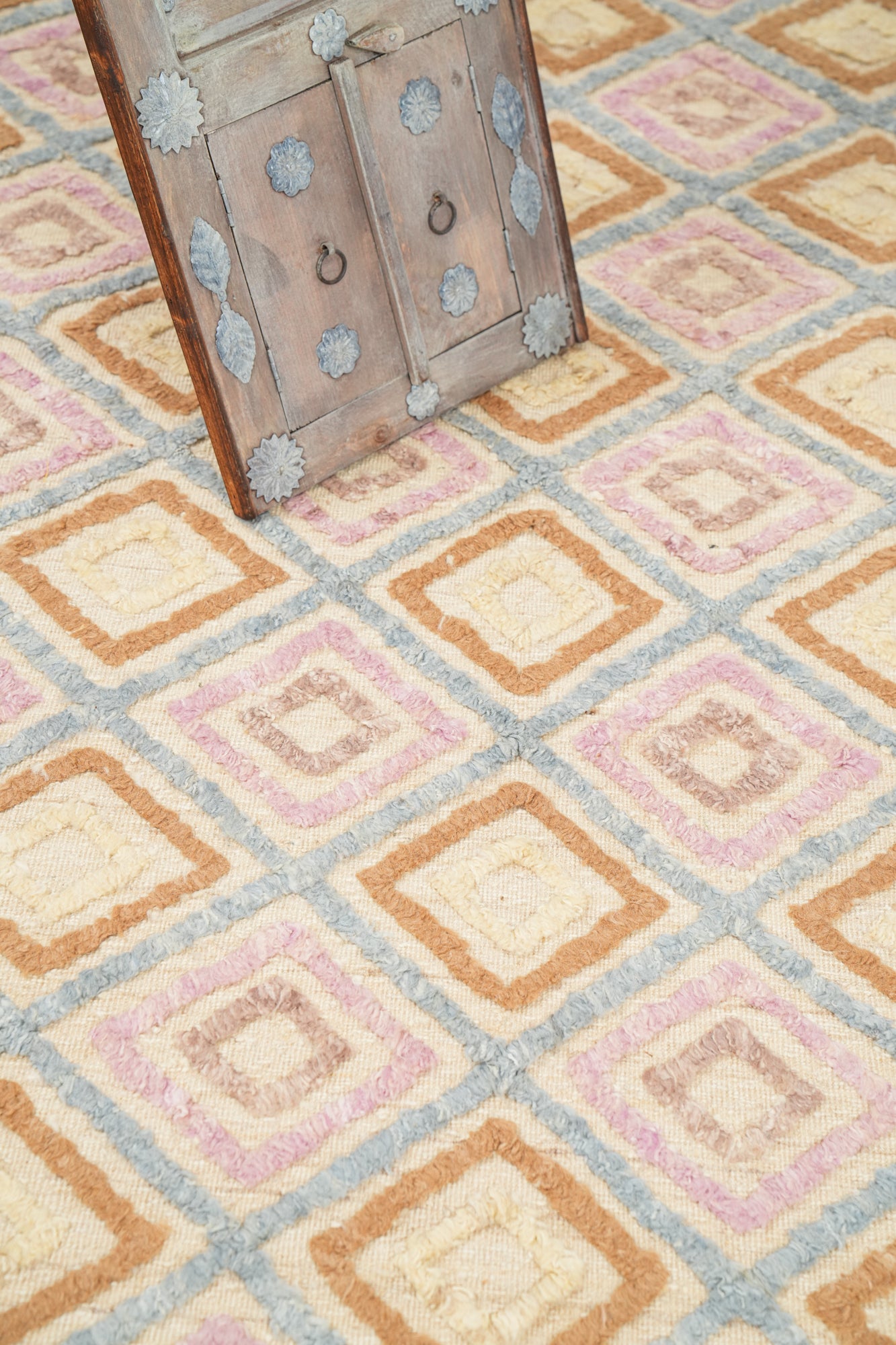 Modern Berjusta Rug 11'10" x 9'1"