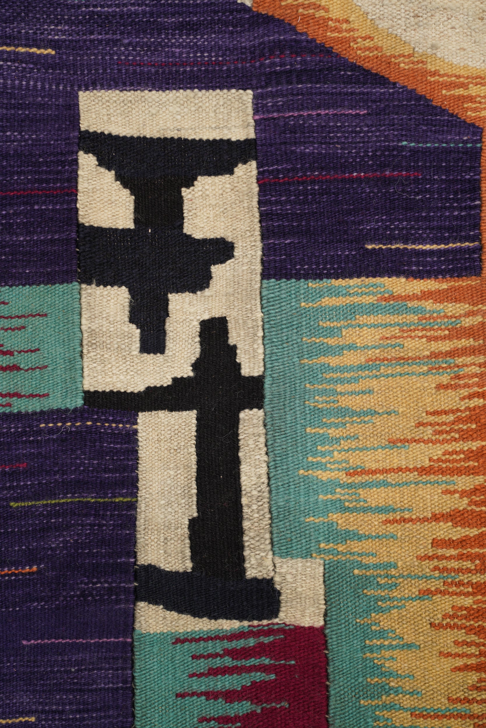 Vintage Scandinavian Kilim 4'1" x 3'3"