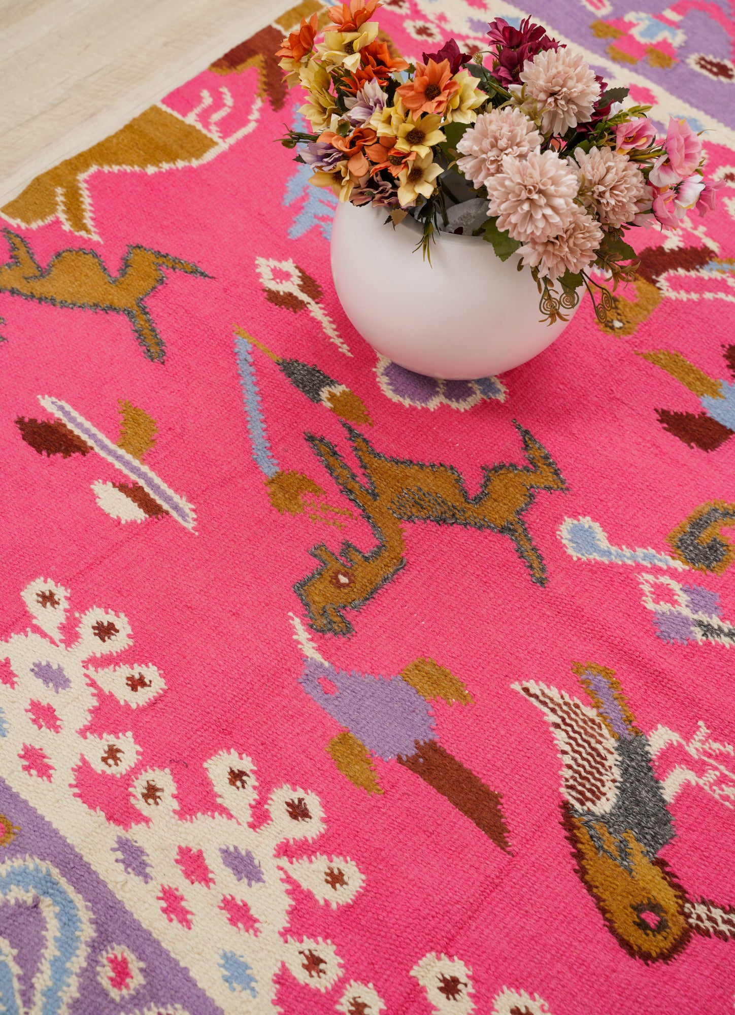 Vintage Scandinavian Kilim 5'8" x 3'10"