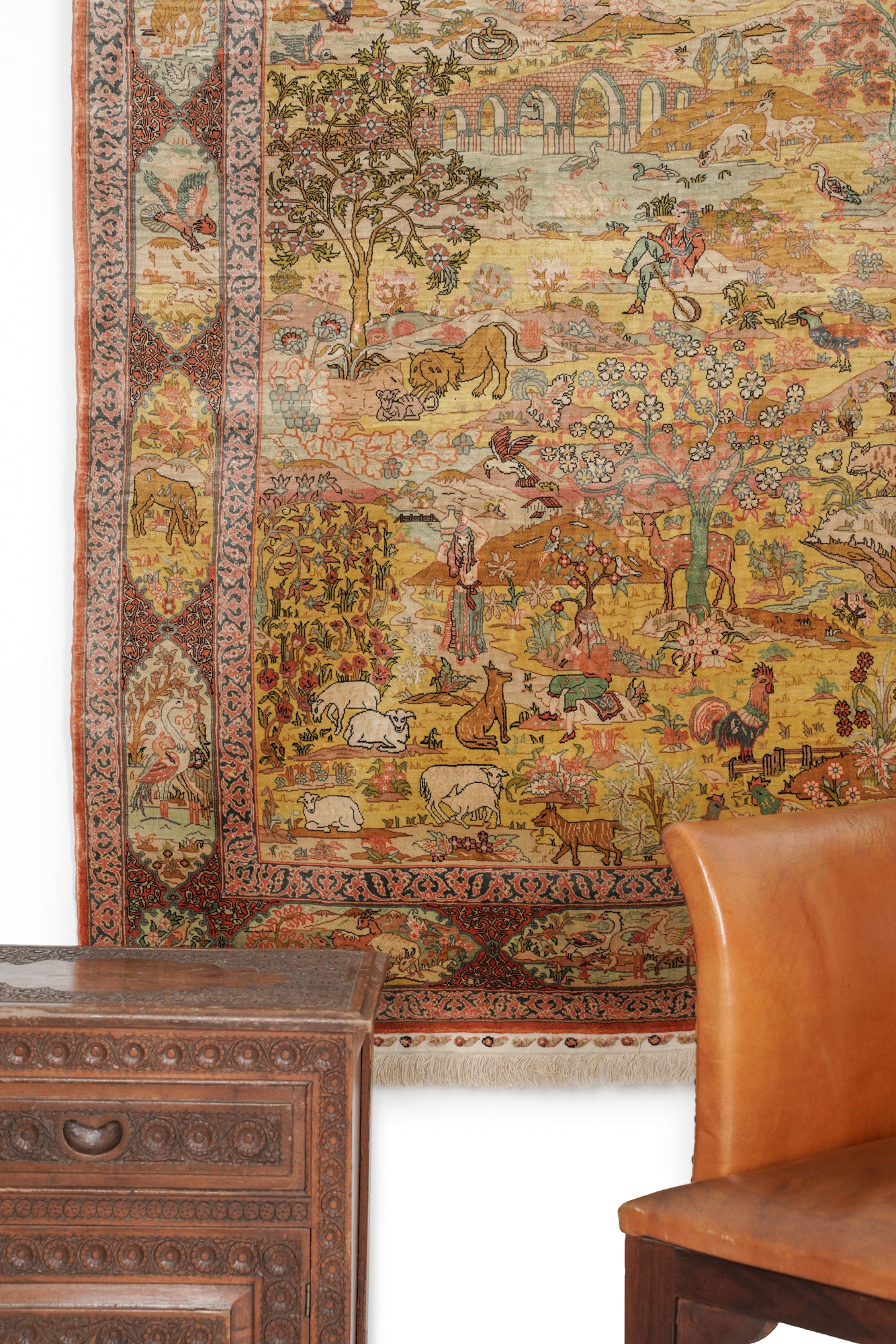 Vintage Oriental Folk Wall Art Rug 5' x 3'5"