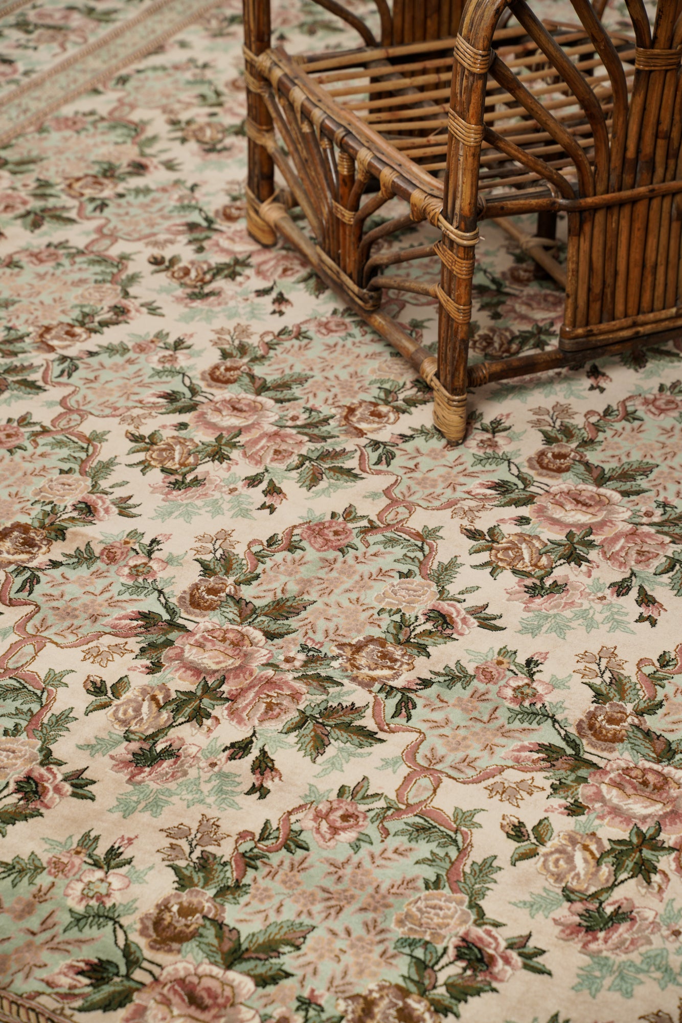 Modern Tabriz Rug 13'6" x 10'